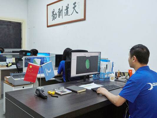 D4 LED vochtbestendige lamp met DIP Schakelbare stroom en 3CCT Loop in-out Draad 3*1.5/2.5mm2 of 5*1.5/2.5mm2 kabel door geschikt voor werkplaatsen en magazijnen