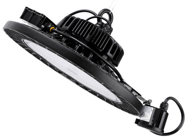 het UFO LEIDENE van 200W HB5 Hoge Baai Lichte IP65 5 Jaar Garantie voor de Voorraad van de Pakhuisverlichting in het Pakhuis van Europa